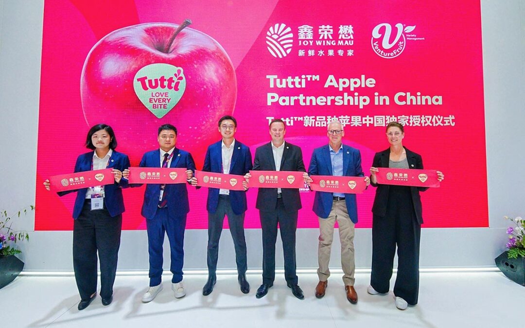 VentureFruit partners with Joy Wing Mau to expand climate-resilient TUTTI™ apples in China